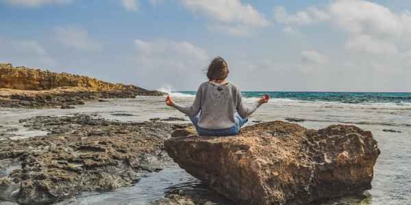 Dalle Tempeste Emotive all'Equilibrio: La Mindfulness Come Alleata Quotidiana